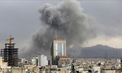 Tahran'da Şiddetli Patlamalar Yaşanırken, Netanyahu'nun Ofisi Vuruldu İddiası