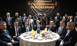 Mansur Yavaş Taksici Esnafıyla İftar Sofrasında Buluştu