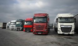 Tır Şoförleri Kapıkule'nin Kuzeyine Açılacak Gümrük Kapısını Bekliyor