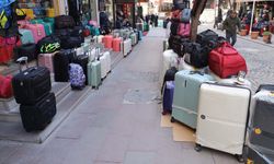 Ulus’taki Çantacılar Sokağı’nda Bayram Öncesi Hareketlilik Azaldı, Esnaf Eski Günlerini Arıyor