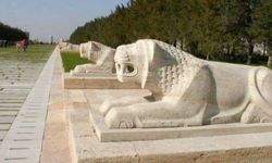 Anıtkabir Aslanlı Yol Ne Anlatıyor? 24 Aslanın Anlamı