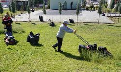 Beypazarı’nda Park ve Bahçelerde Bahar Bakımı Devam Ediyor
