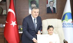 Çubuk’ta 23 Nisan Coşkusu: Koltuğu Devralan Küçük Başkan Talimatı Verdi