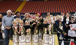 Mamak’ta Halk Oyunları Yarışması Düzenlendi