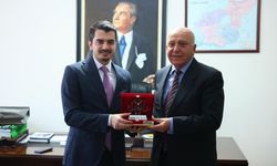 Hüseyin Can Güner Tunceli Dayanışma Vakfını Ziyaret Etti