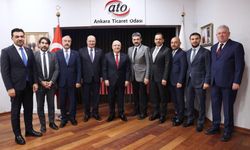 Milli Savunma Bakanı Yaşar Güler Ankara Ticaret Odası’nda