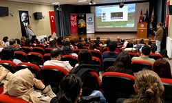 15 Temmuz Manşetleri Gazetecilik Atölyesi Ankara Üniversitesi'nde Yapıldı