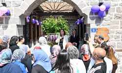 Hamamönü El Ürünleri Pazarı Anneler Günü’ne Renk Katıyor