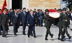 Bakan Osman Aşkın Bak Anıtkabir'i Ziyaret Etti
