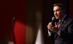 Bakan Bayraktar Cezayir ile Yeni LNG Anlaşması Sinyali Verdi