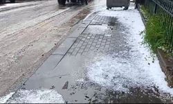 Bala’da Sağanak ve Dolu Etkili Oldu, Yollar Beyaza Büründü