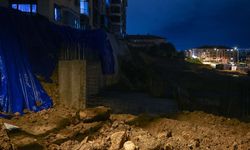 Ankara'da Sağanak Yağışın Faturası Ağır Oldu: Apartmanın İstinat Duvarı Çöktü
