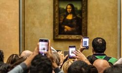 Müzelerde Flaşla Fotoğraf Çekmek Neden Yasak?