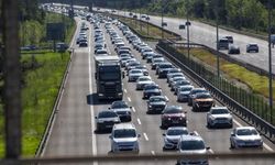 Türkiye Genelinde Bayram Dönüşü Yollar Kilitlendi