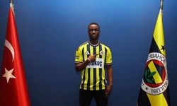 Fenerbahçe, Amara Diouf ile 5 Yıllık Sözleşme İmzaladı
