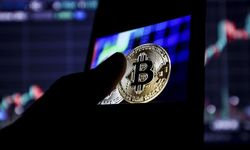 Bitcoin Piyasası Eridi, Toplam Değer 2,3 Trilyon Dolara İndi