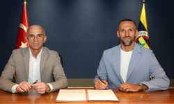 Fenerbahçe Vedat Muriqi ile 3 Yıllık Sözleşme İmzaladı
