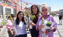 Keçiören Belediyesi'nden "Bağımlılığa Karşı Bir Fidan da Sen Dik" Etkinliği
