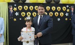Selim Çırpanoğlu Kahramankazanlı Miniklerin Karne Sevincine Ortak Oldu