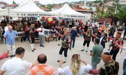 Mamak’ta Şakayık Festivali Yoğun Katılımla Gerçekleştirildi