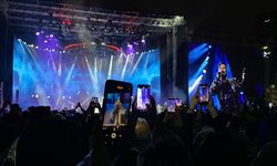 Megastar Tarkan Ankara’da Binlerce Hayranıyla Buluştu