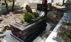 Keçiören Belediyesi, Şair Abdürrahim Karakoç'un Kabrini Yeniledi