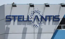 Stellantis Yangın Riski Nedeniyle Jeep Modellerini Çağırdı