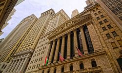 Wall Street Şirketleri Dünyanın En Büyük İki Borsasını Yönetiyor