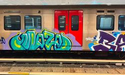Ankara'da Metro Vagonlarını Boyayan Şüpheliler Kameralara Yakalandı