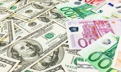 Uluslararası Döviz Piyasasında Kurlar Nasıl Belirlenir?