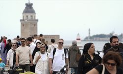 Turizm Gelirleri İkinci Çeyrekte Düştü, Yurt Dışı Seyahatler Arttı