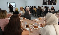 Keçiören Belediyesi'nden Ailelere Yönelik Ergenlik Semineri
