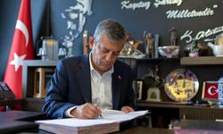 Yeni Parti'nin MYK Üyeleri ve Görev Dağılımı Açıklandı