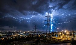 Yağmur Yağınca Neden Elektrik Kesintileri Yaşanır?