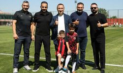 Minik Göktuğ Gençlerbirliği’ni Ziyaret Etti