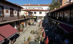 Nallıhan'da 1977 Mezunları 50 Yıl Sonra Yeniden Buluştu