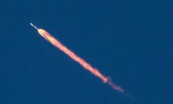 SpaceX Roketinin Parçası Ay’a Çarptı: Gözler Teleskoplarda