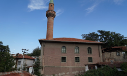 Ankara Şükriye Camii ve Tarihi Çeşmesi