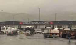 Ticaret Bakanı Bolat Duyurdu: Habur’da TIR Rekoru Kırıldı
