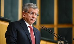 Ahmet Davutoğlu’na Cumhurbaşkanına Hakaret İddiasıyla Soruşturma