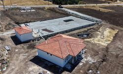 Altındağ Gicik Mahallesi'ne Köy Konağı ve Halı Saha