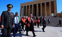 Yargıtay Heyeti Yeni Adli Yıl Öncesi Anıtkabir’i Ziyaret Etti