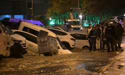 Başkentte Sağanak Hasara Yol Açtı: Yol Çöktü