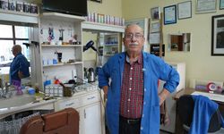 Ankaralı Berber Mesleğini Yarım Asrı Aşkındır Sürdürüyor