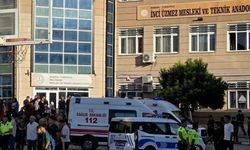 Manisa Turgutlu'da Lise Önünde Silahlı Saldırı