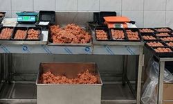 Yenimahalle'de Sahte Gıda Operasyonu: 1333 Kilogram Bozuk Et Ele Geçirildi