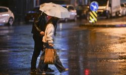 Ankara’da Akşam Saatlerinde Sağanak Yağış Etkili Oldu