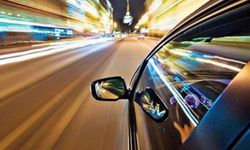 Otomobillerde Yüksek Hız Yakıt Tüketimini Nasıl Artırır?