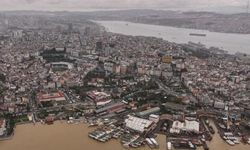 İstanbul'da Şiddetli Yağış Nedeniyle Bazı Eğitimler Durduruldu