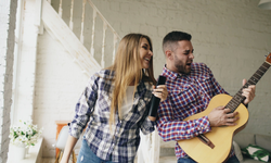 Müzik Zevki Partnerinizle Uyumlu Olduğunuzu Gösterebilir mi?
